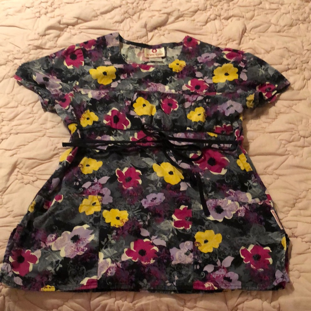 Scrub Top